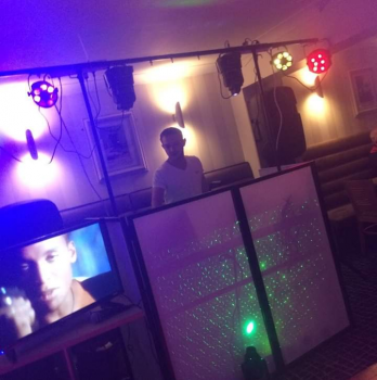 Sessions disco and karaoke 