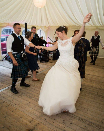 Pentlands Ceilidh Band - Photo 5