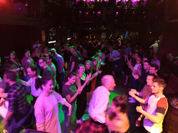 Pentlands Ceilidh Band - Photo 7