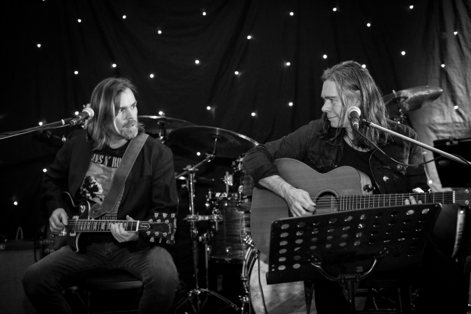 THE AIR GUITAR BAND - Photo 6