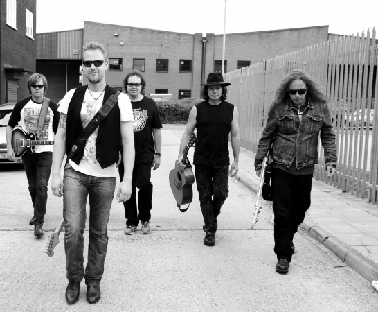 THE AIR GUITAR BAND - Photo 7