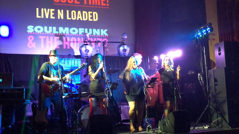 SoulMoFunk Band - Photo 4