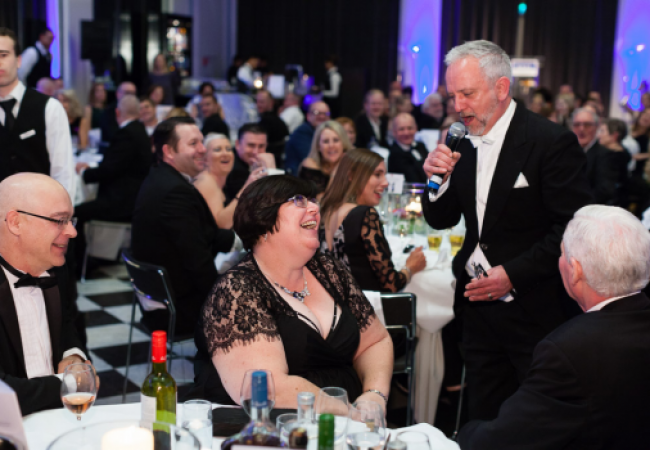 Singing Master of Ceremonies & Toastmaster - Photo 3