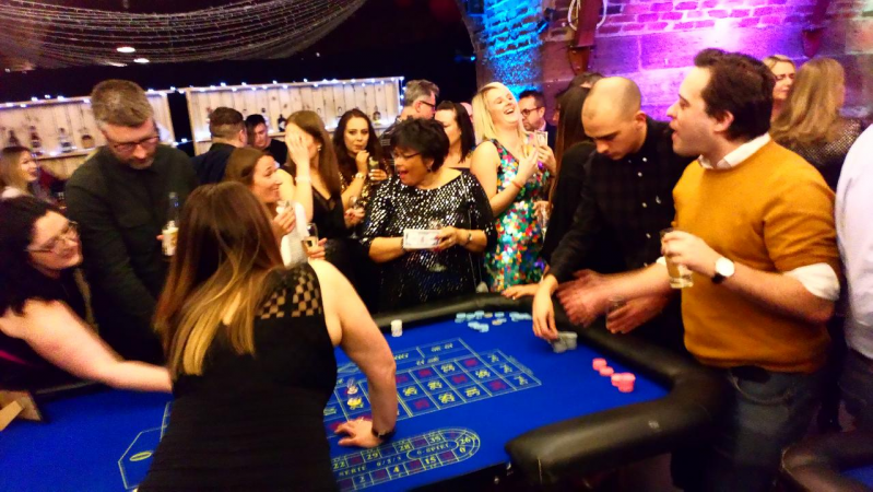 Full House Fun Casino - Photo 2