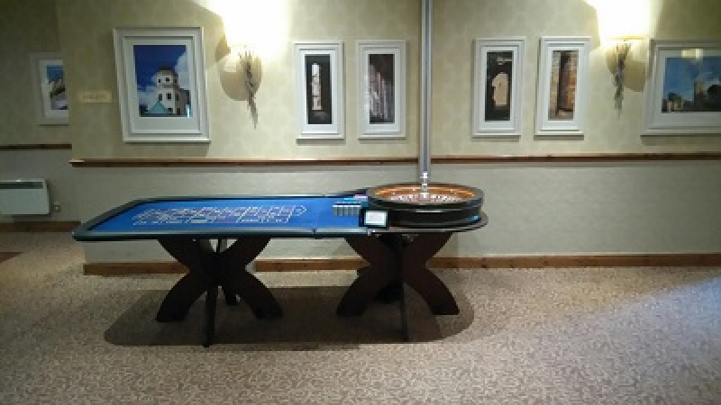 Full House Fun Casino - Photo 3