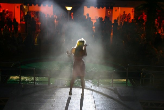 Melanie Macro - Photo 9