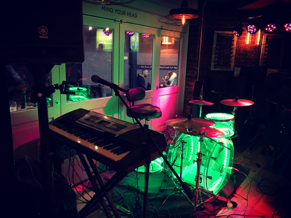 Mirror Effect - Photo 7