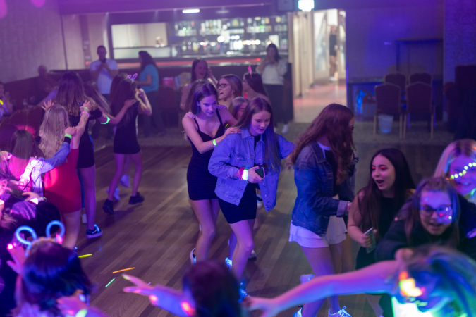 Kids' DJ Disco Party Package - Photo 3