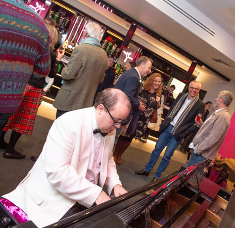 Matthew Bason Pianist and Vocalist - Photo 2