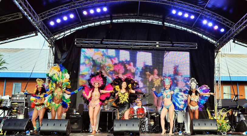 Tropicalia Brazilian Show Band - Photo 5