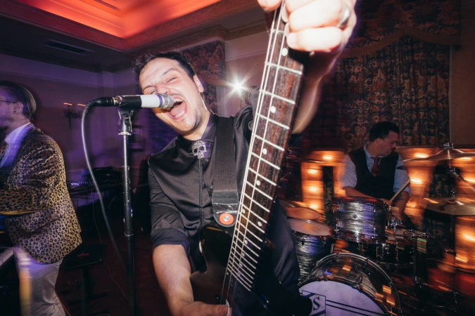 Jimmy & The Hound Dogs - Photo 2