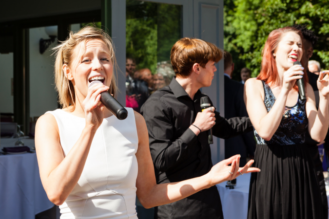 The Tailors Singing Waiters! - Photo 10
