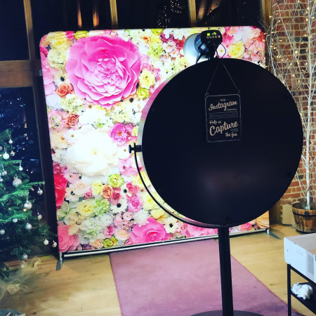 Luxury Beauty Mirror Booth - Photo 10