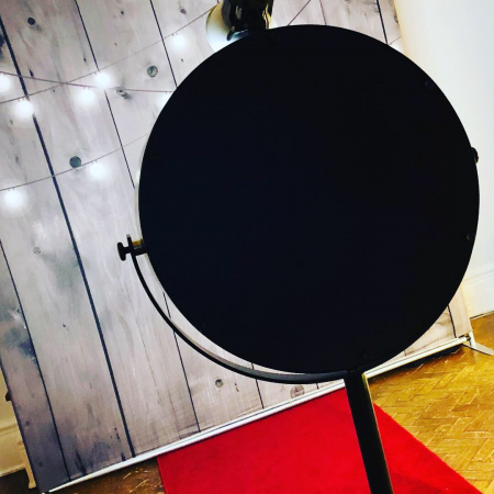 Luxury Beauty Mirror Booth - Photo 12