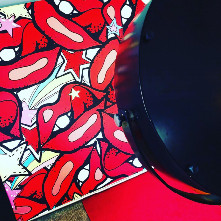 Luxury Beauty Mirror Booth - Photo 13