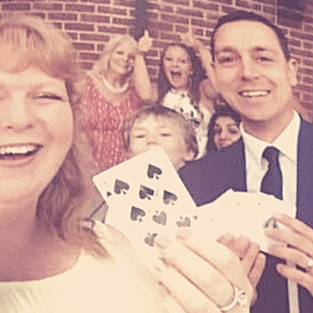 Nick Twist - Magician and Balloon artist - Photo 2