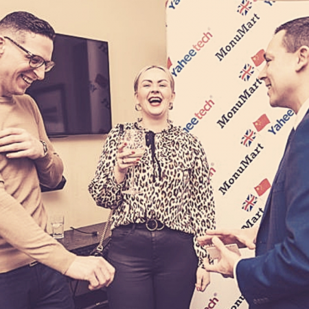 Nick Twist - Magician and Balloon artist - Photo 3