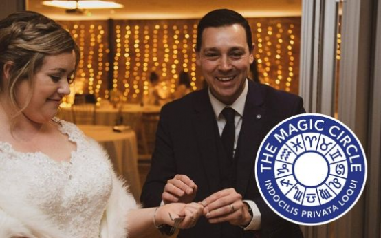 Nick Twist - Magician and Balloon artist