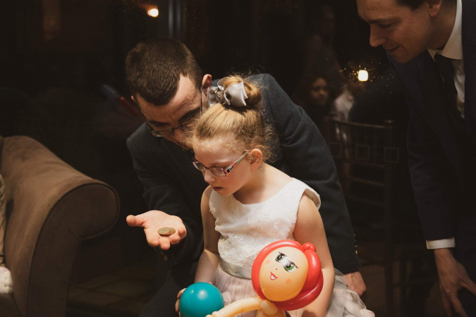 Nick Twist - Magician and Balloon artist - Photo 8