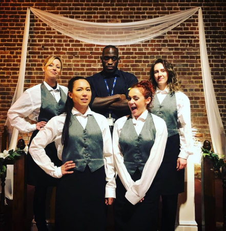 Surprise Dancing Waiters! - Photo 5