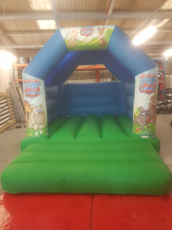 Bouncy castle hire - Photo 5