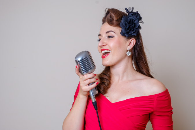 Miss Holiday Swing - Photo 4