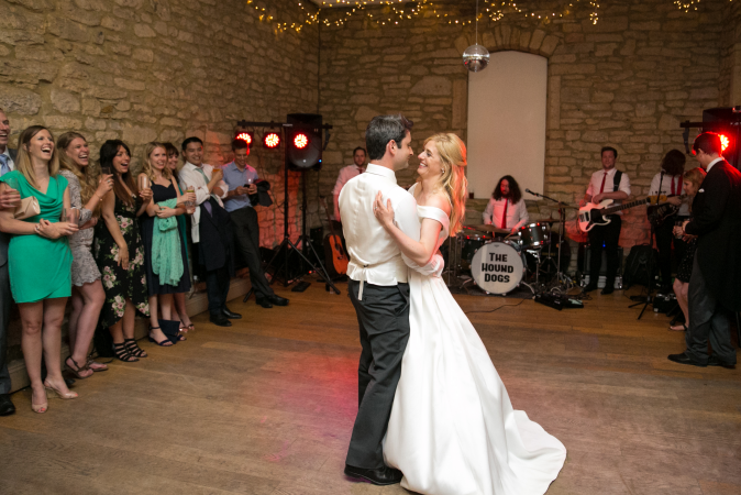 The Hound Dogs - Photo 11