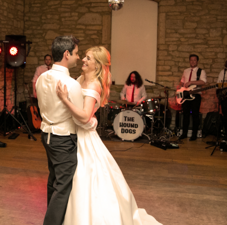 The Hound Dogs - Photo 12