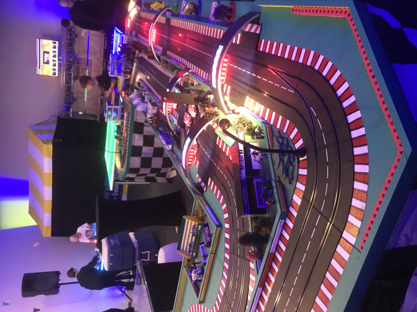 Giant Scalextric hire  - Photo 2