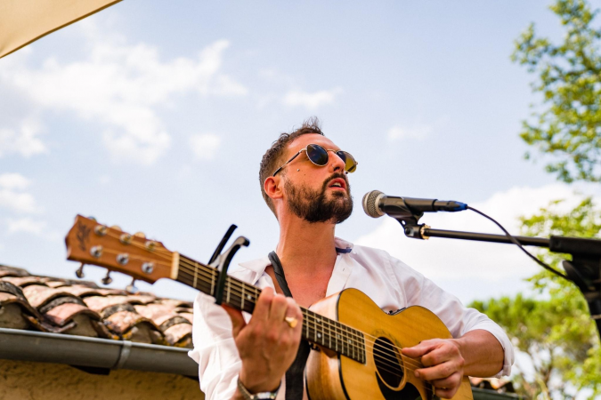 Adam Lynch - Photo 6