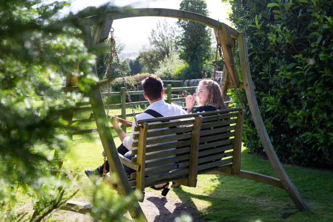 Becky & Josh - Photo 5