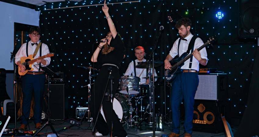 Studio33 Function Band - Photo 2