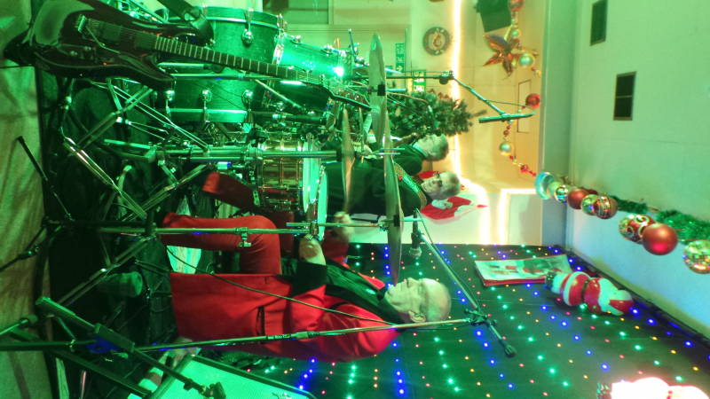 SHOWADDYWADDY ELITE - Photo 7