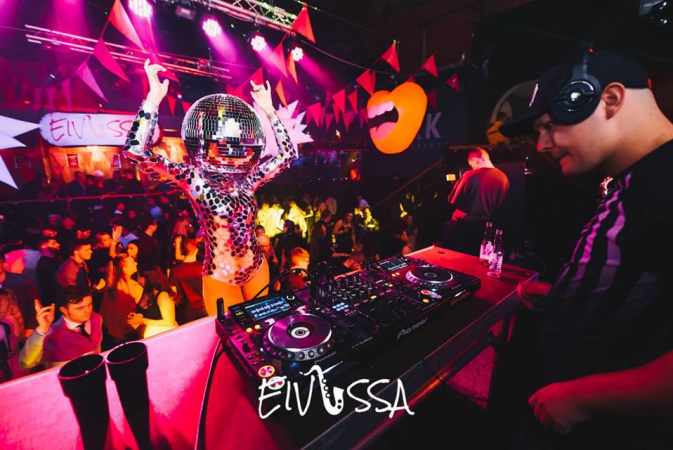 Disco Heads - Photo 4