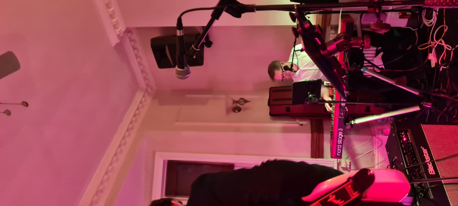 Mirror Effect - Photo 23