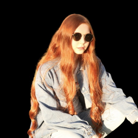 Holly Christlow - Photo 2