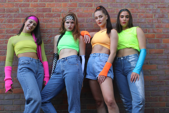 80's Disco Dancers - Photo 3