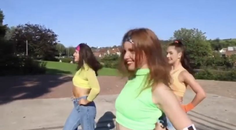 80's Disco Dancers - Photo 4