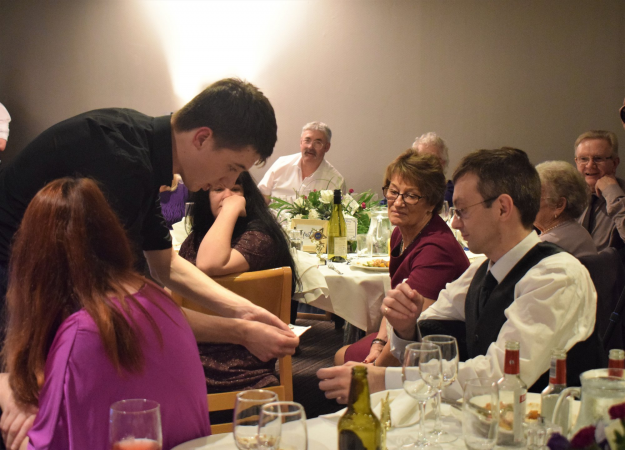 The Juggling Gent - Photo 3