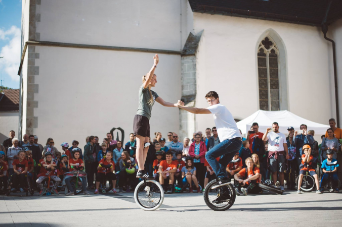 UnicycleSkills - Photo 4