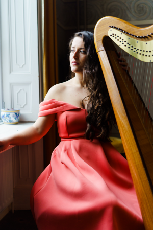 Lizzy Bennie Musician - Photo 6