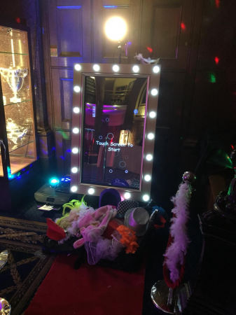 Magic Mirror Photo Booth - Photo 4