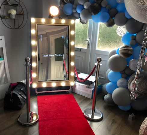 Magic Mirror Photo Booth - Photo 6