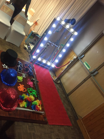 Magic Mirror Photo Booth - Photo 7