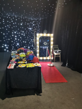 Magic Mirror Photo Booth