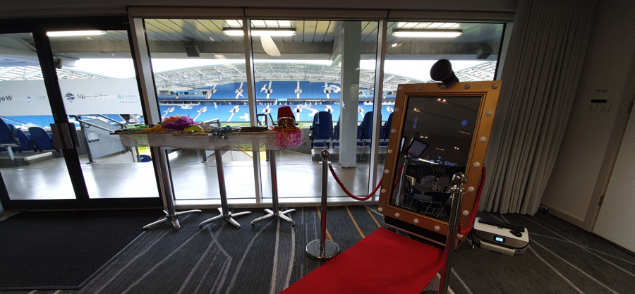 Magic Mirror Photo Booth - Photo 11