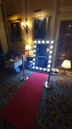 Magic Mirror Photo Booth - Photo 17