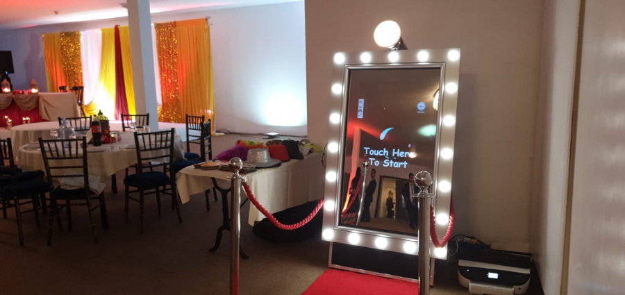 Magic Mirror Photo Booth - Photo 19