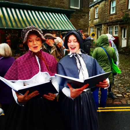 Victorian Carol Singers - Photo 2