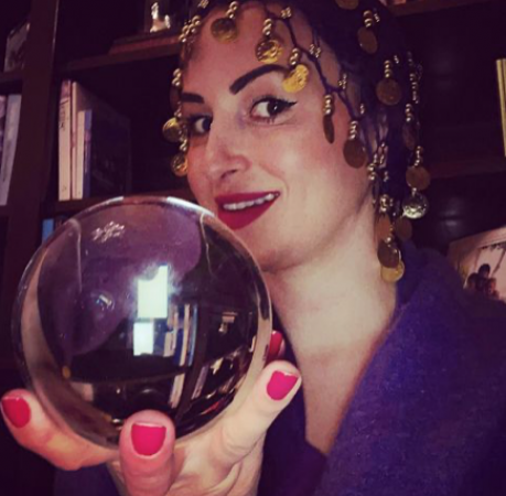 Nicola Kelleher Fortune Teller - Photo 6